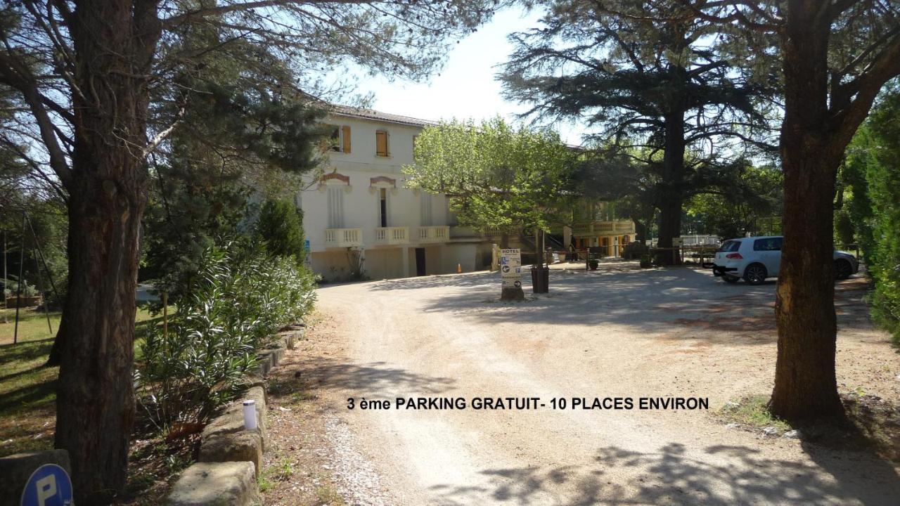 Hotel Restaurant Le Colombier Remoulins Bagian luar foto